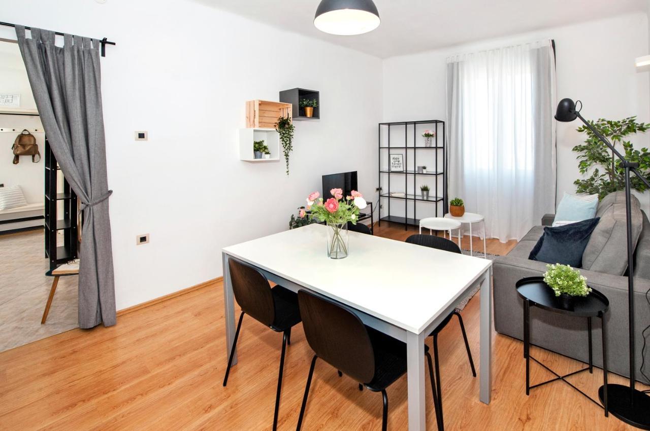 Apartment Mimi Rovinj Bagian luar foto